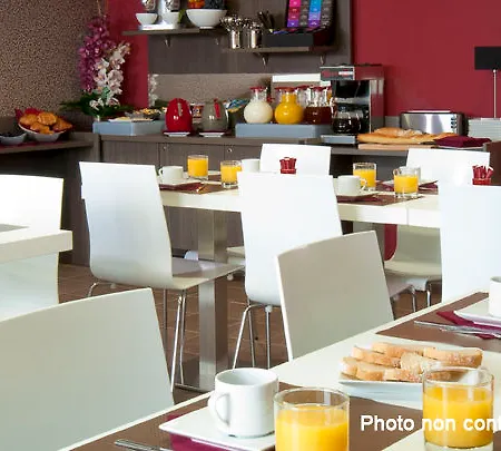 Adagio Access Paris