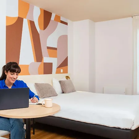 Adagio Access Paris Aparthotel 3*