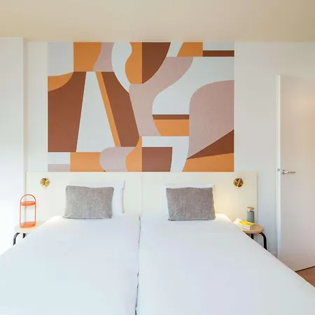 Adagio Access Paris