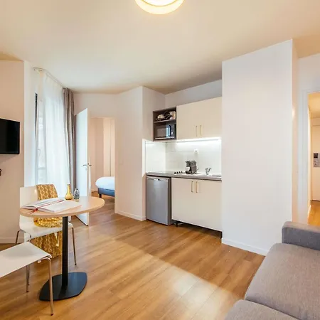 Adagio Access Paris Lägenhetshotell Asnières