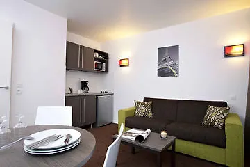 Adagio Access Paris Hotel apartamentowy