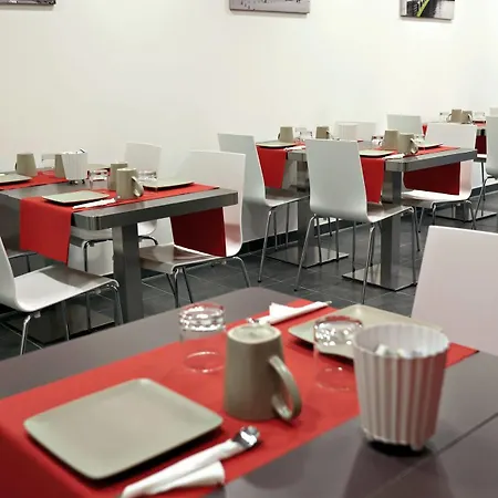 Adagio Access Paris Hotel apartamentowy