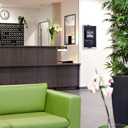 Ξενοδοχείο με διαμερίσματα Adagio Access Paris Asnières